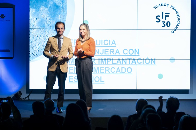 LA RED CENTURY 21 ESPAÑA PREMIADA EN EL SIF COMO LA FRANQUICIA EXTRANJERA CON MAYOR IMPLANTACIÓN EN EL MERCADO ESPAÑOL